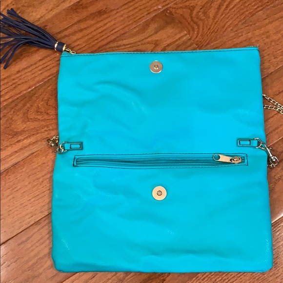 Fold over clutch - Picture 2 of 3